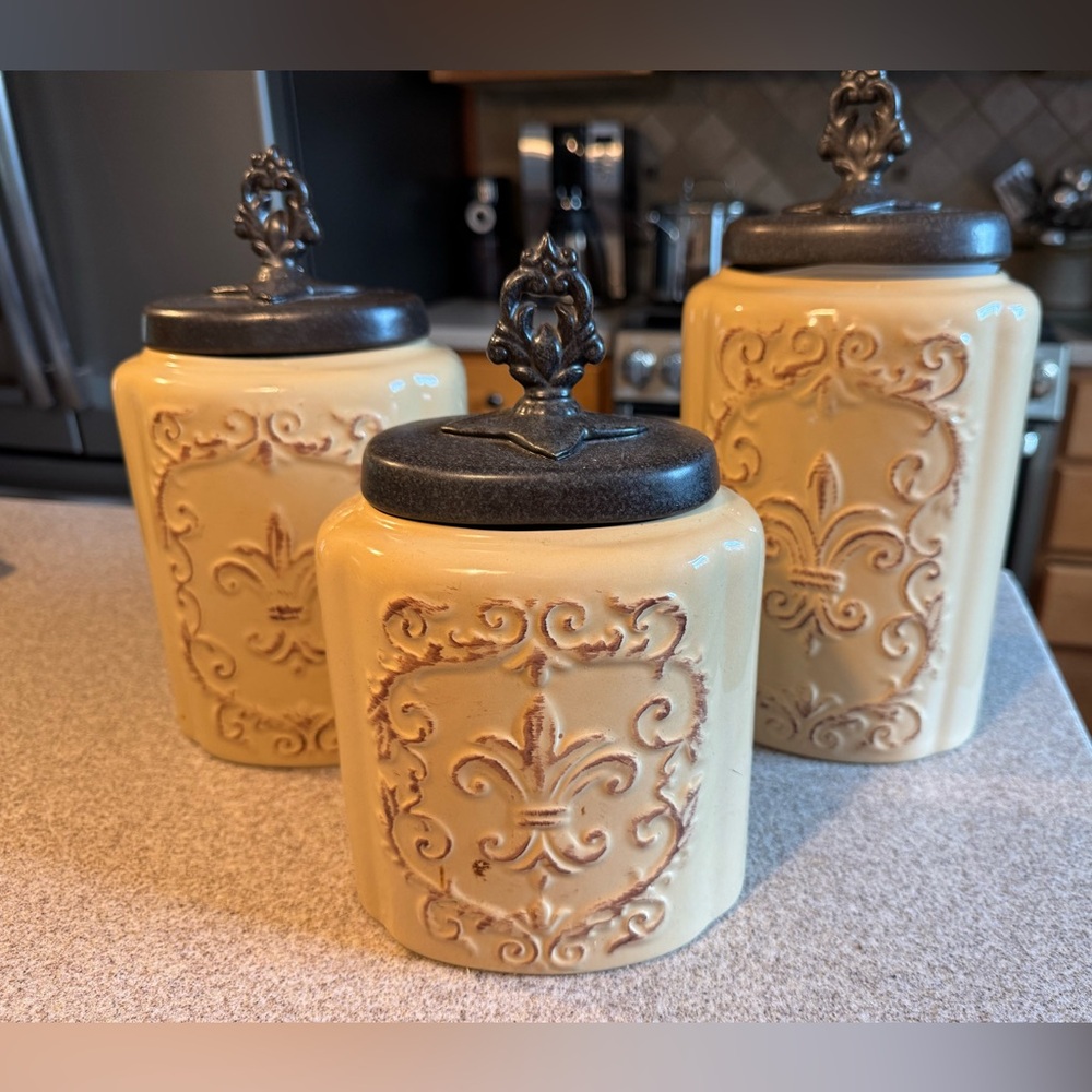 American Atelier Fleur-de-Lis Canister Set - Tan and Black